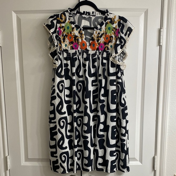 THML Dresses & Skirts - THML Black and White Dress with Colorful Embroidery